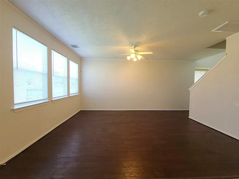 231 W Stedhill Loop — Photo 8