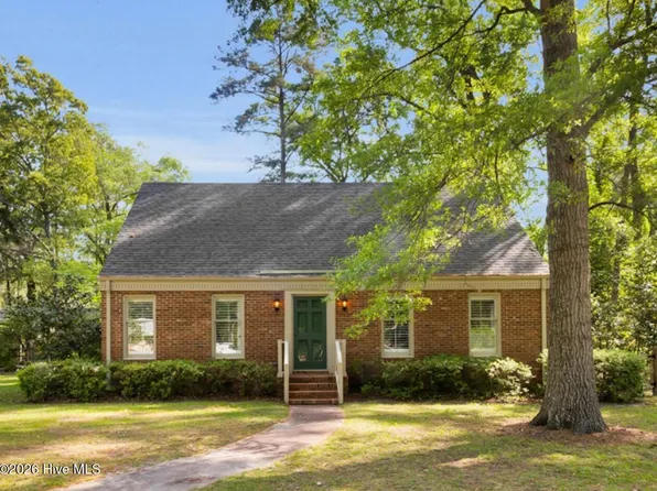 3536 Canterbury Road, Trent Woods, NC 28562