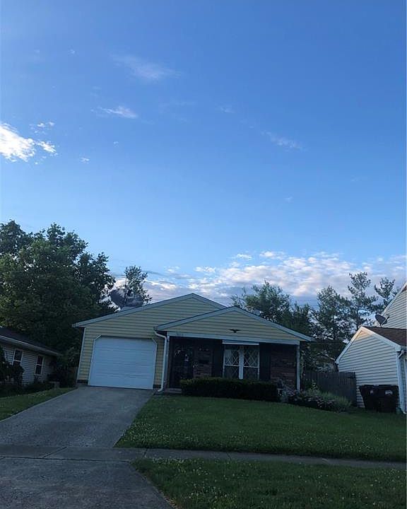2nd image of 3613 Greenview Dr