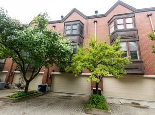 1205 W Flournoy St, Chicago, IL 60607