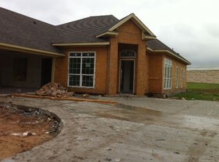 100 Devonshire, Hewitt, TX 76643