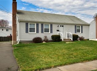 225 Somerset St, West Hartford, CT 06110