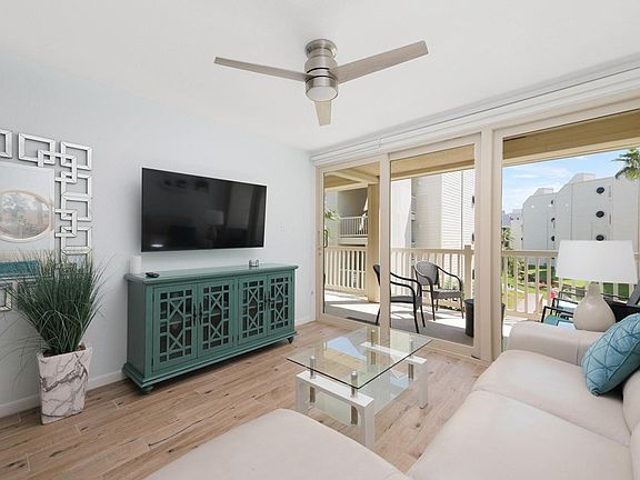 4th image of 6300 Padre Blvd #651