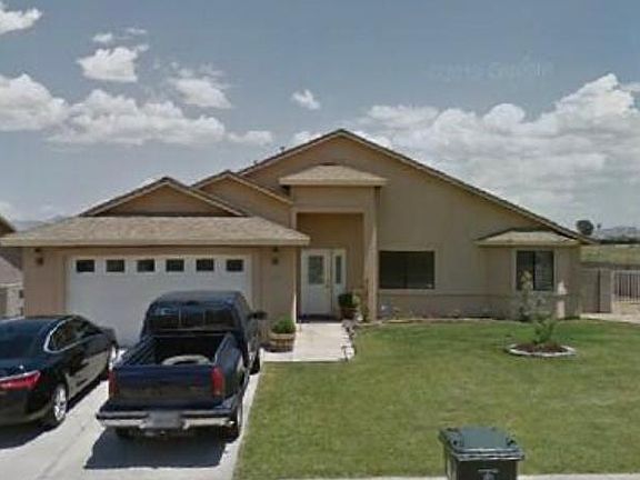 2nd image of 3906 N Diamond Dr