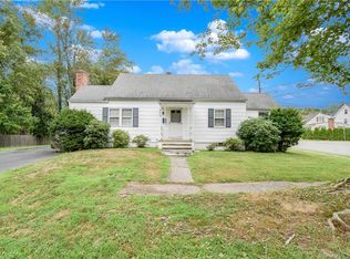 273 Arbor Dr, Southport, CT 06890