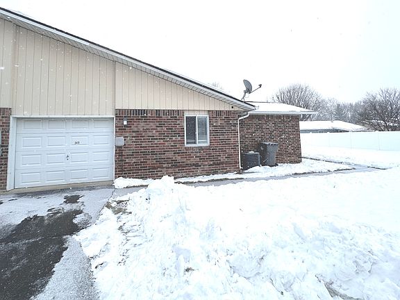 2nd image of 3411 Xenia Cir