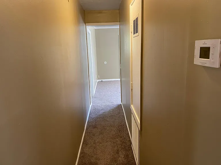 702 Sycamore St — Photo 11