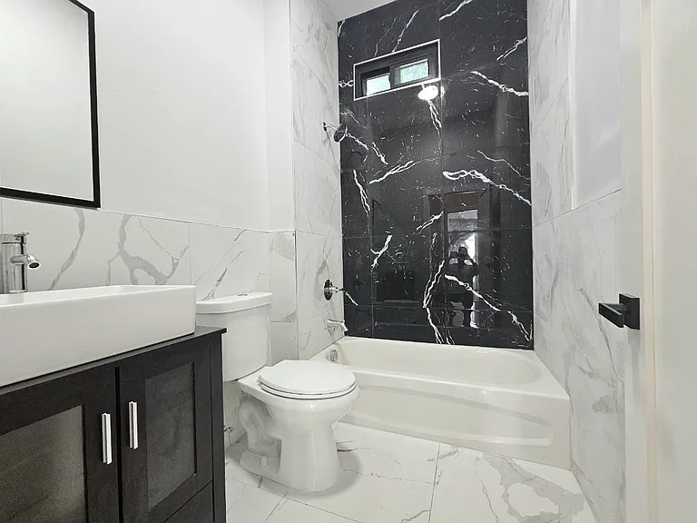 226 Roseville Ave #LI78 — Photo 5