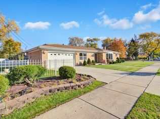 7601 Kenton Ave, Skokie, IL 60076