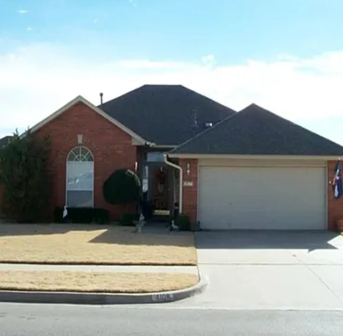 3 bed, 1708 sqft, $1,600 — Photo 1