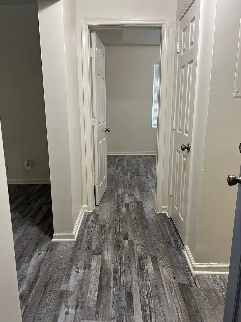 741 Alabama St. SE — Photo 2