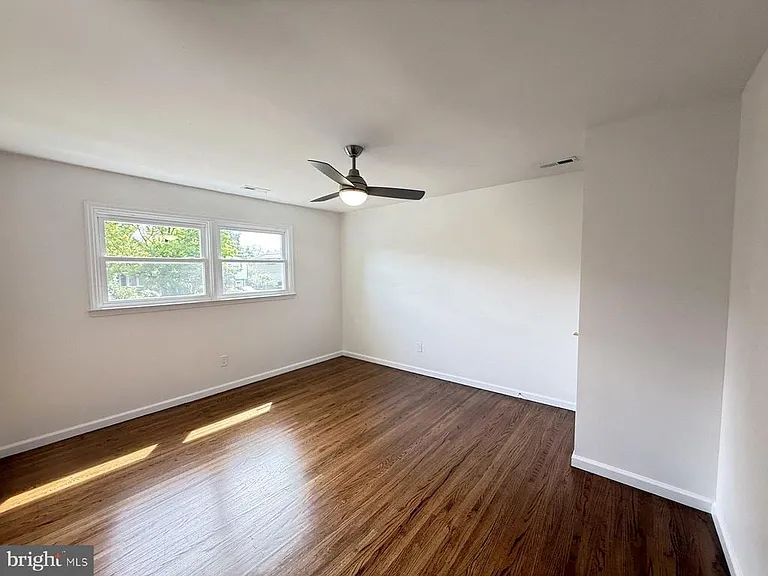 355 Cherry Hill Blvd — Photo 20