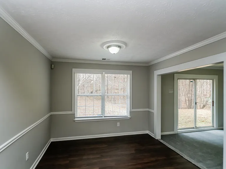 7065 Springgrove Ct — Photo 4