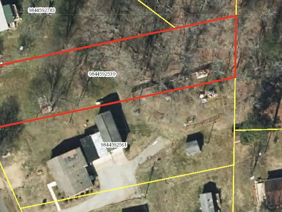2nd image of 311 Tinnin Rd