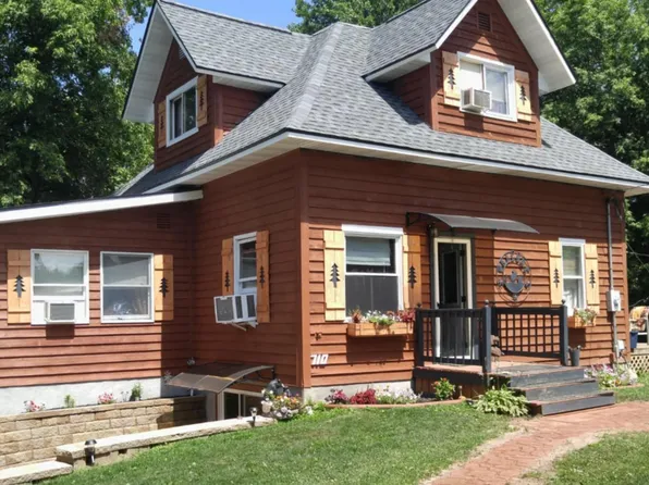 710 1st St, Centuria, WI 54824