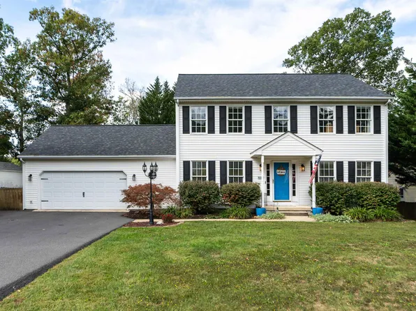 139 Ceocia Ln, Stuarts Draft, VA 24477