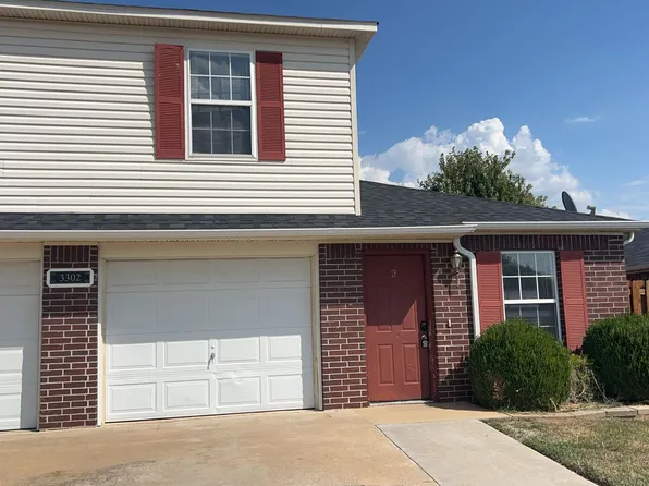 3302 SW Landau Ct APT 1 & 2, Bentonville, AR 72712