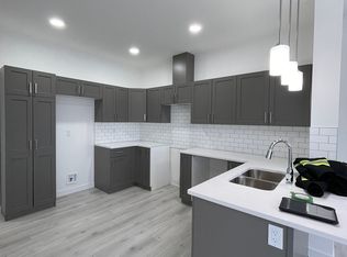 2710 66 Street SW, Edmonton, Edmonton, AB T6X 1A3