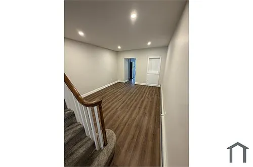 663 Summit St Photo 1