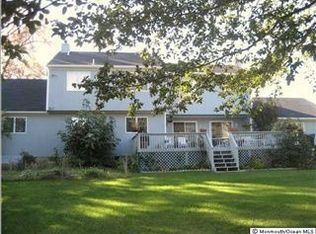 20 Hartshorne Rd, Ocean, NJ 07712