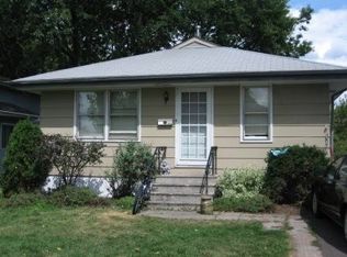 1878 Walnut St, Lauderdale, MN 55113