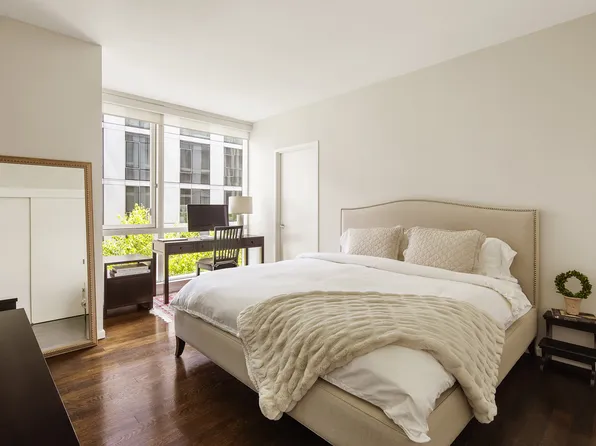 200 Chambers Street image 6 of 19