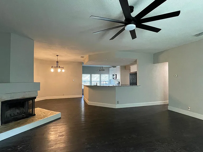 3342 Coral Grove Dr — Photo 3