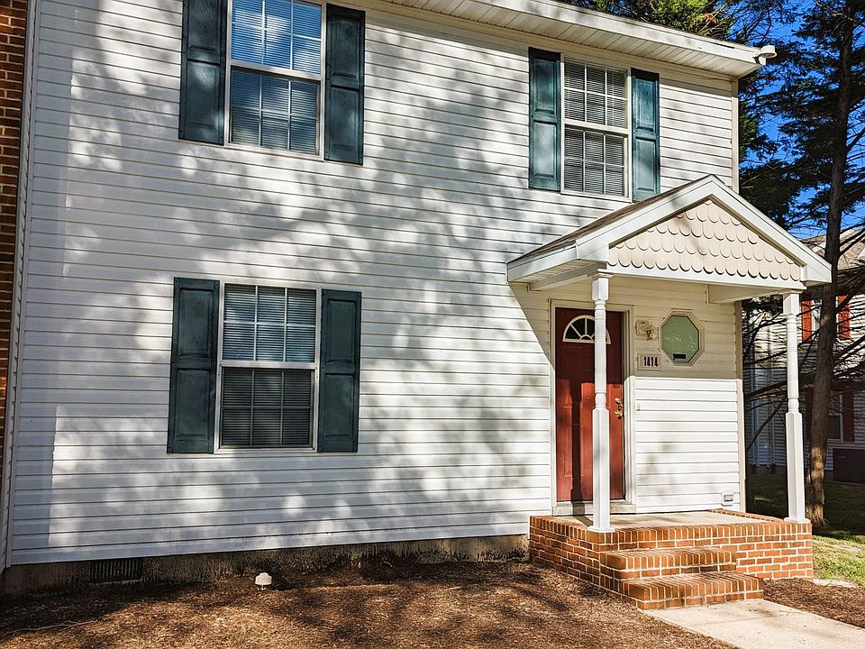 1st image of 1414 Varsity Ln