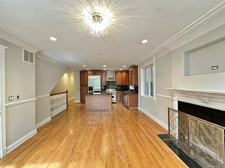 3721 N Clifton Ave #2 — Photo 6