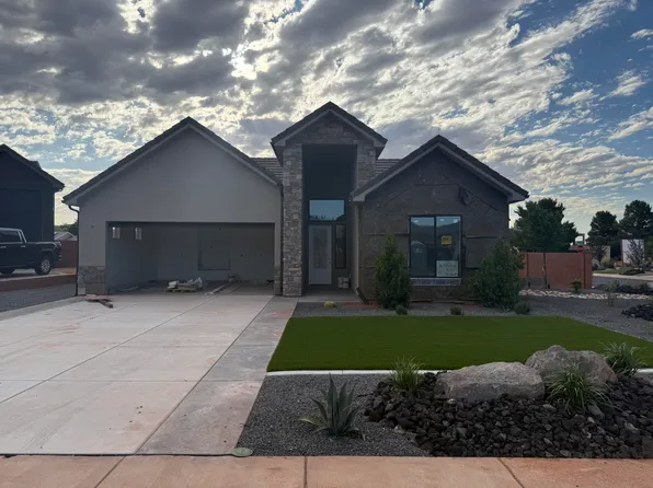 565 S Harmony Cir, Ivins, UT 84738