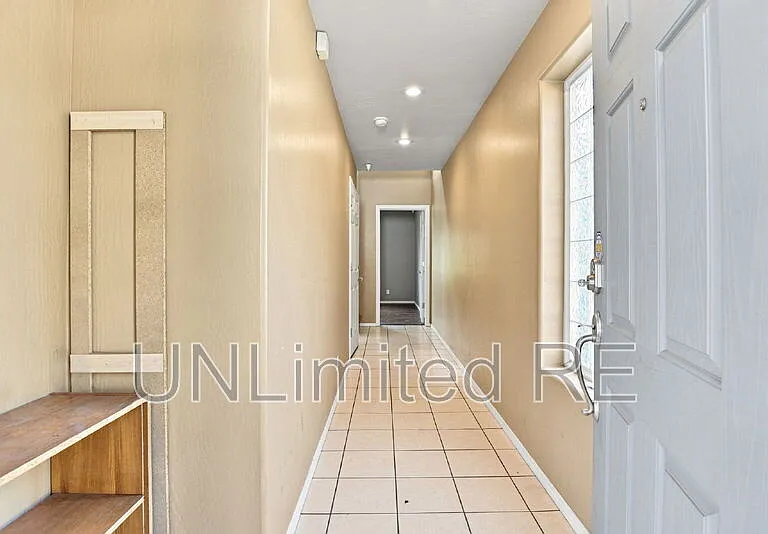 2455 W Silverton Dr — Photo 33