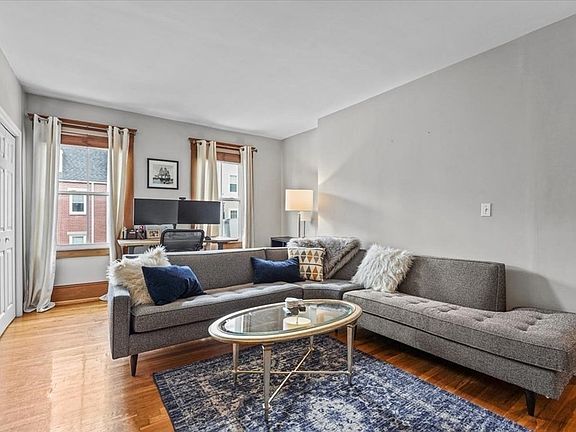 3rd image of 267 Bunker Hill St #1