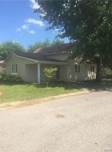 512 W Franklin Ave, Owensville, MO, 65066