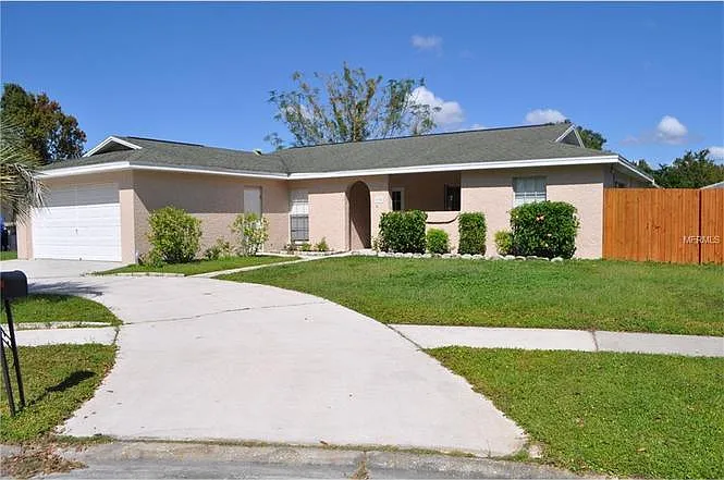 604 Southwood Cv — Photo 49
