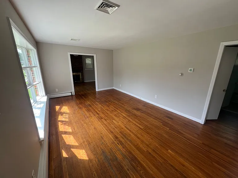 8206 Adrian Dr — Photo 6