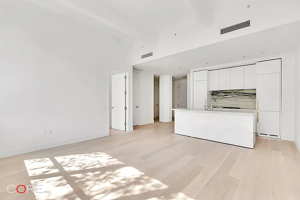 Rented by CORE | media 5
