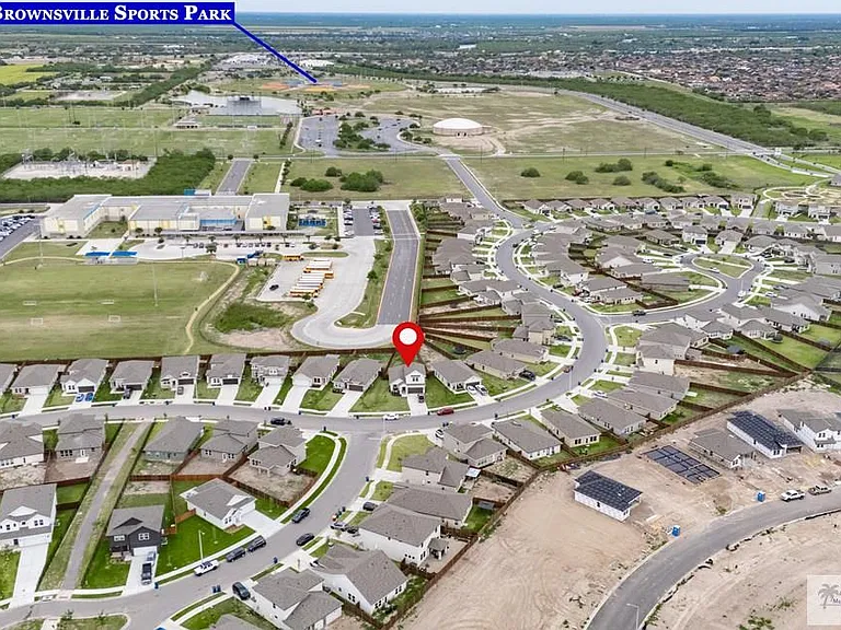 2168 Grove Ln — Photo 26