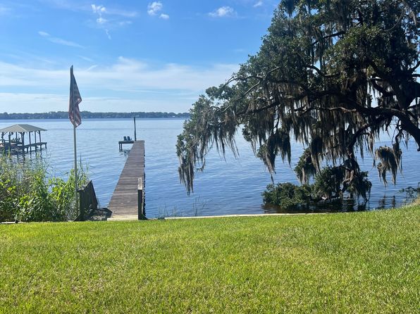 239 W River Rd