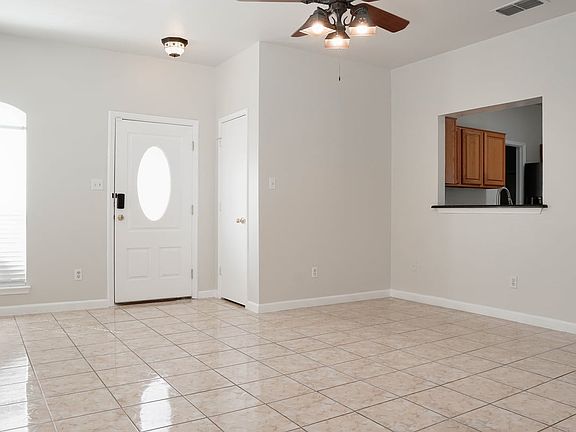 4th image of 7108 Park Creek Cir W