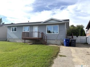 16 Thomson Dr, Kindersley, SK S0L1S1