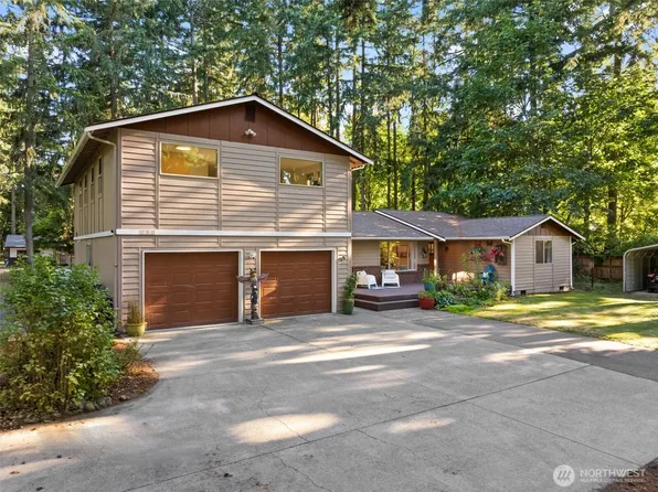 760 Island Boulevard, Fox Island, WA 98333