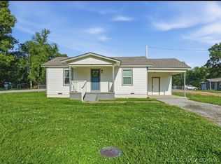 749 S Bluff Ave, Tahlequah, OK 74464
