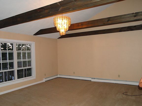 4th image of 538 Elm Ave #3