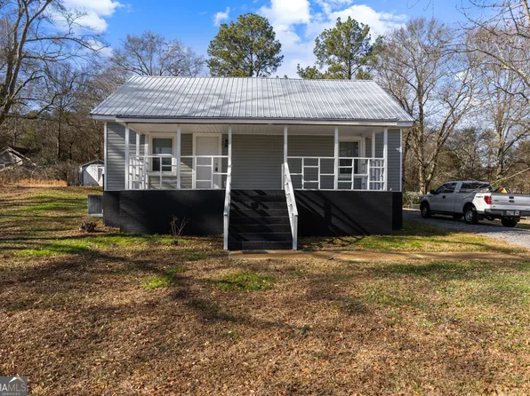 743 Pine St, Trion, GA 30753