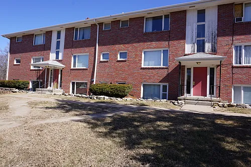 Keystone Court Apartments - Benson Photo 1