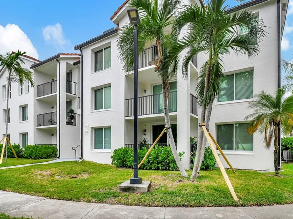 723 Villa Cir #723, Boynton Beach, FL 33435