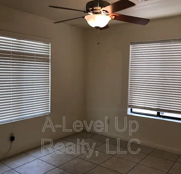 1980 N Tyndall Ave #1D — Photo 22