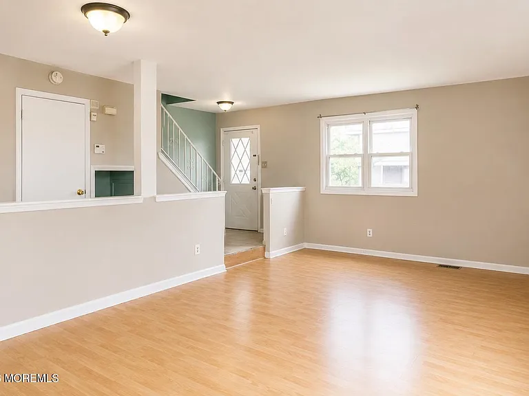 610A N Victoria Ave #1 — Photo 8