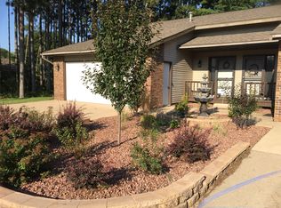 3320 Rosewood Dr, Plover, WI 54467