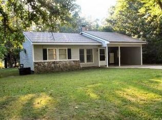 16 Matecumbe Dr, Cherokee Village, AR 72529